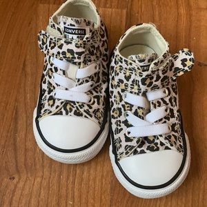 Little girls cheetah print converse